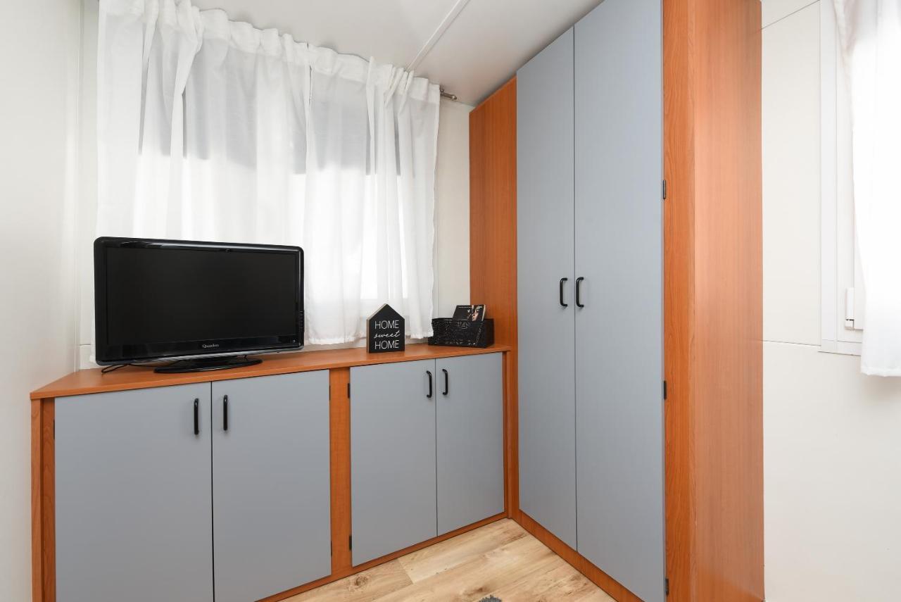 Mia Mobile Home With Jacuzzi Ždrelac Exteriér fotografie